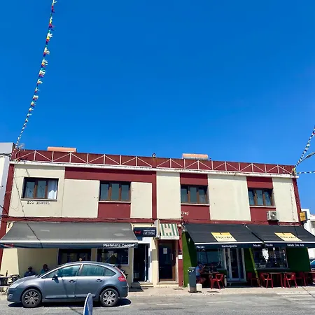 Hostal Eco - Tribo Da Ferrel (Leiria)