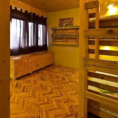 Vandrarhem Eco - Tribo Da Ferrel (Leiria)
