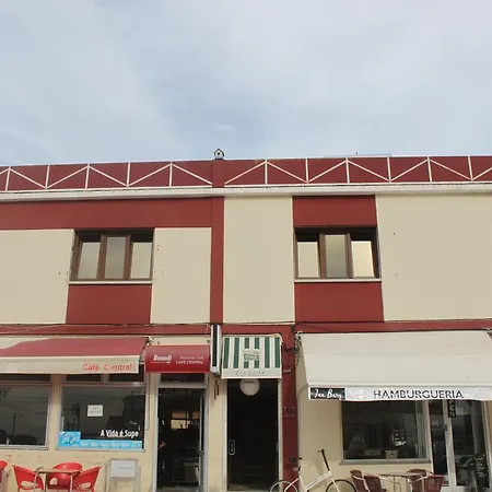 Hostal Eco - Tribo Da Ferrel (Leiria)