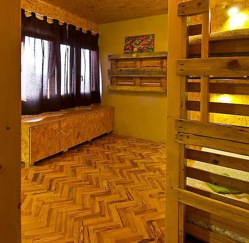 Hostel Eco - Tribo Da Ferrel (Leiria)