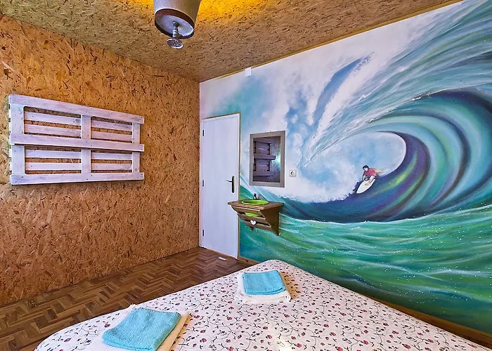 Hostel Eco - Tribo Da Ferrel (Leiria)